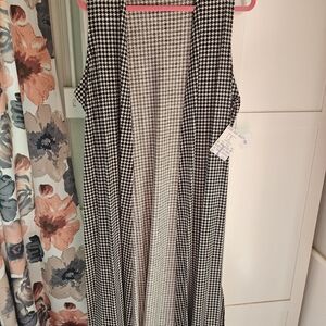 LuLaRoe Joy Black and White Houndstooth Duster, Size Large